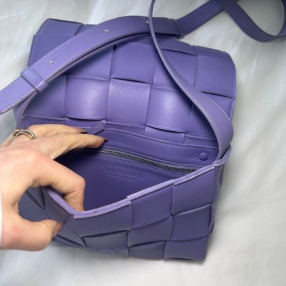 Bottega Veneta Purple Medium Cassette - Like New - Picture 4 of 5